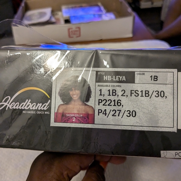 Vivica Fox Headband Wig-Leya - Picture 11 of 12